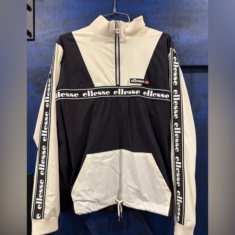 Ellesse Unisex Monochrome Logo 1/2 zip jacket